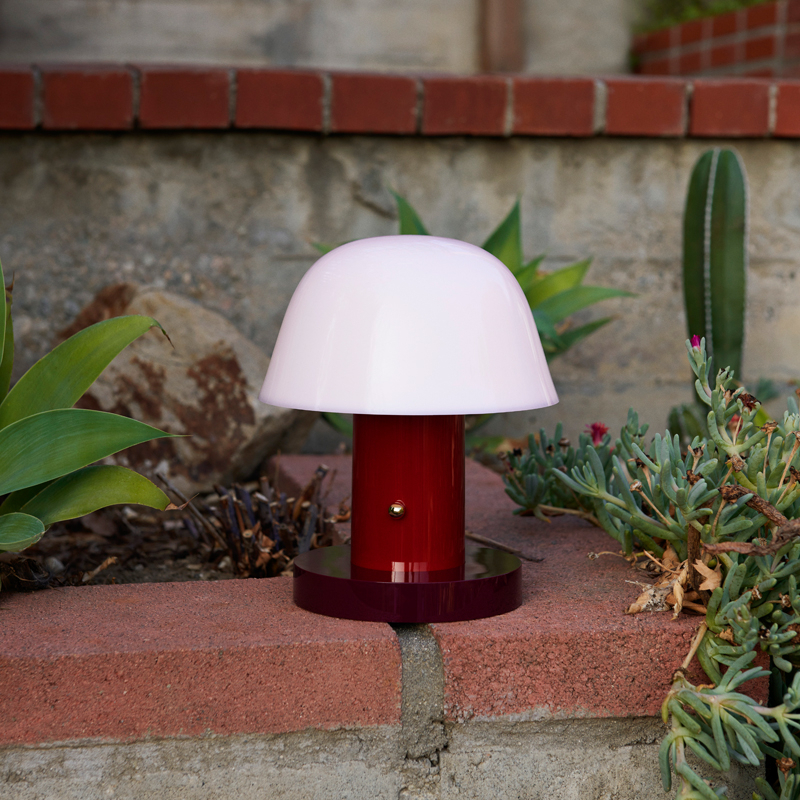 Lampe à poser SETAGO JH27 Bordeaux/ raisin AND TRADITION