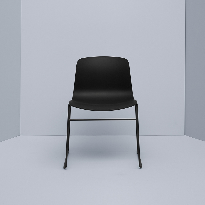 Chaise ABOUT A CHAIR AAC 08 Noir HAY