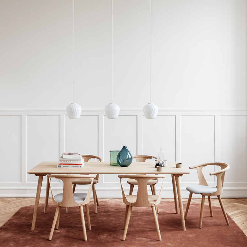 Chaise IN BETWEEN SK2 assise cuir Chêne/ cuir cognac AND TRADITION