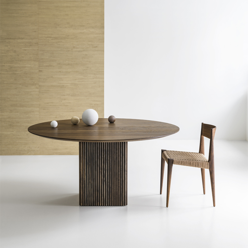 Table TEN ROUND Noyer huilé DK3