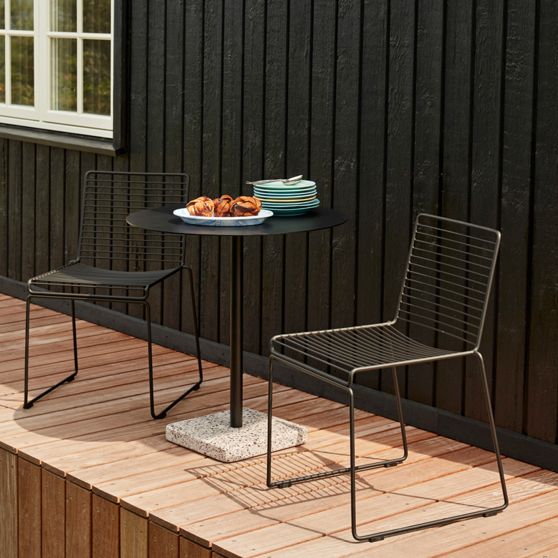 Table extérieur TERRAZZO Ø 70 Anthracite/ terrazzo gris HAY