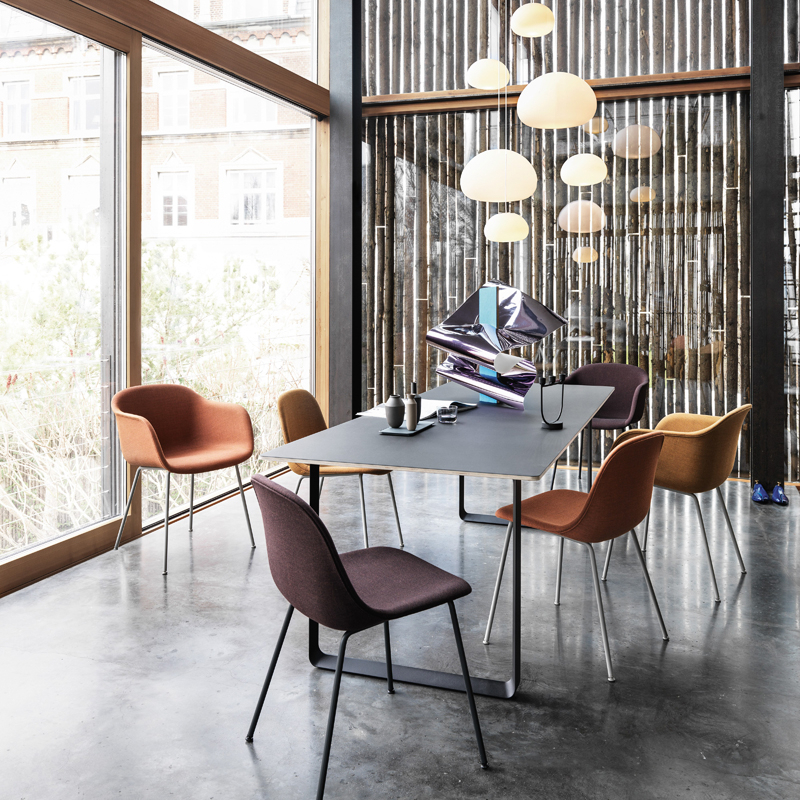 Table 70/70 Noir MUUTO