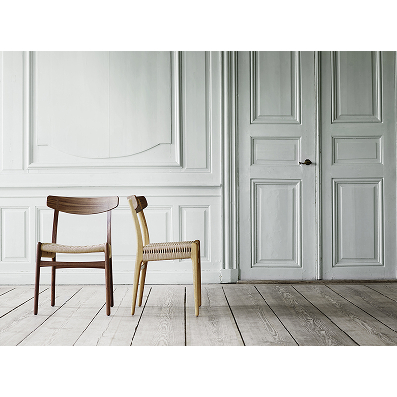 Chaise CH23 Chêne & noyer/ corde naturelle CARL HANSEN