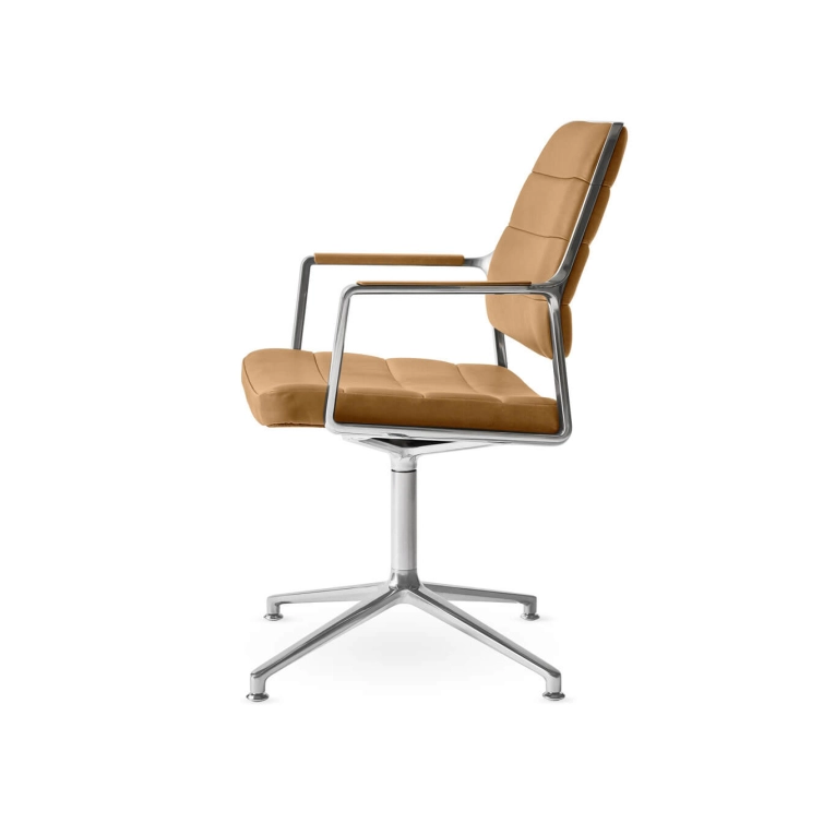 SWIVEL CHAIR 455 à patins cuir Camel / Aluminium poli VIPP