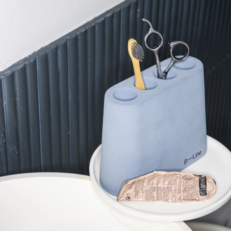 Desk Accessory AKI JR Pigeon Blue B-LINE