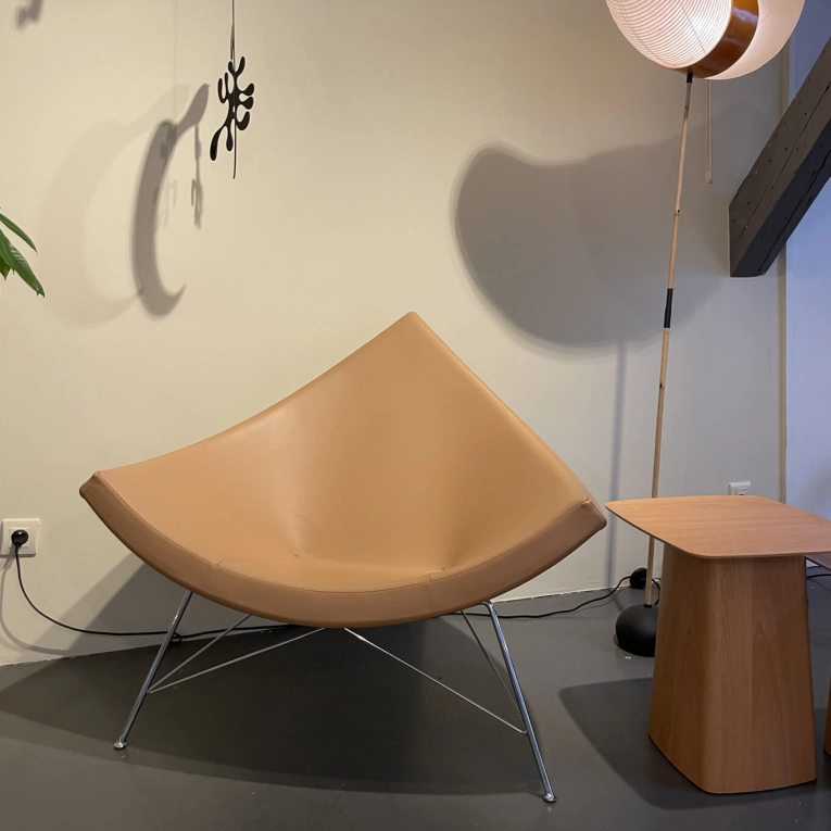 Easy chair COCONUT Brown leather VITRA