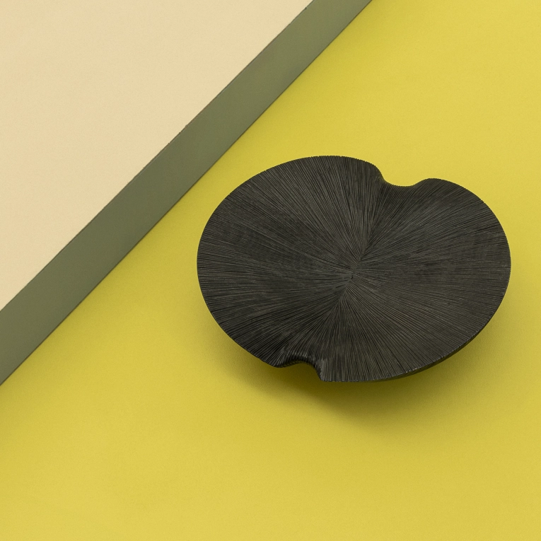 Table Centrepiece KALA low Maple black ZANAT