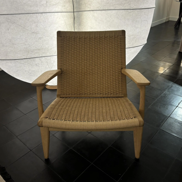 Fauteuil CH25 Chêne savonné CARL HANSEN