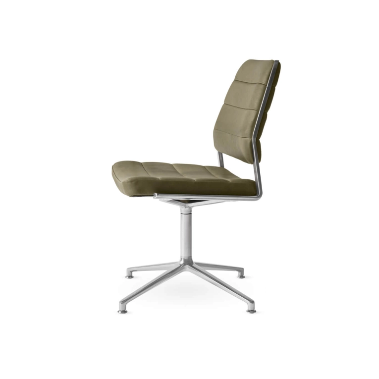 SWIVEL CHAIR 454 à patins cuir Bosco / Aluminium poli VIPP