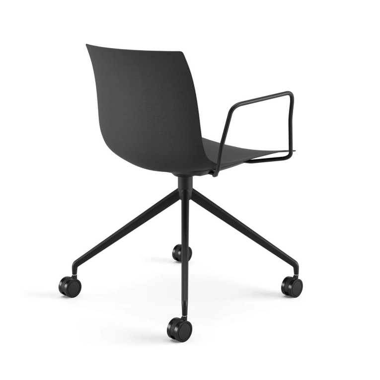 Fauteuil de bureau CATIFA RE 46 4 branches à  roulettes Noir ARPER
