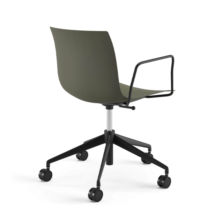 Fauteuil de bureau CATIFA RE 46 5 branches à roulettes Vert de lande ARPER