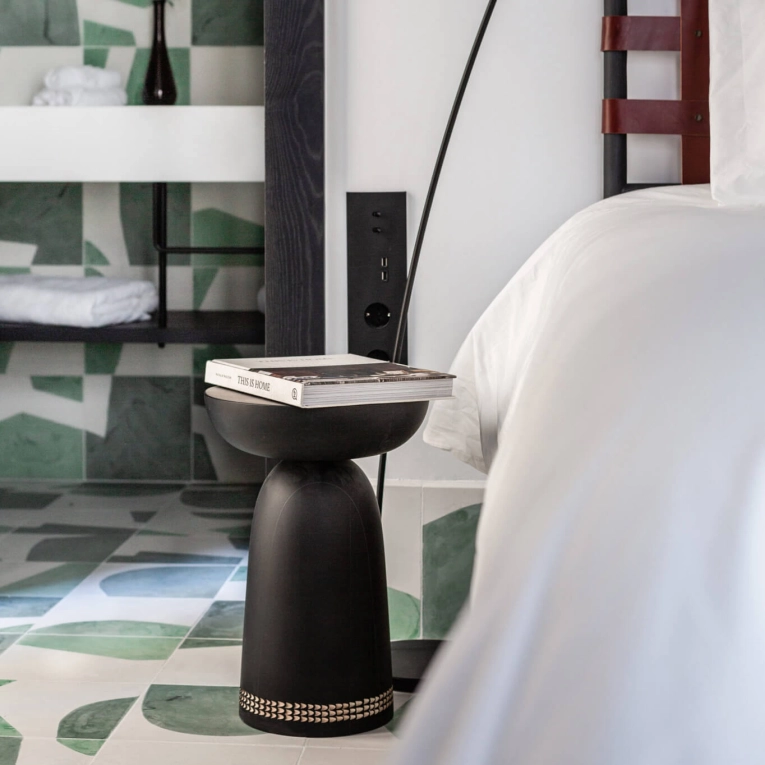 Stool NERA 3 rows carved Maple black ZANAT