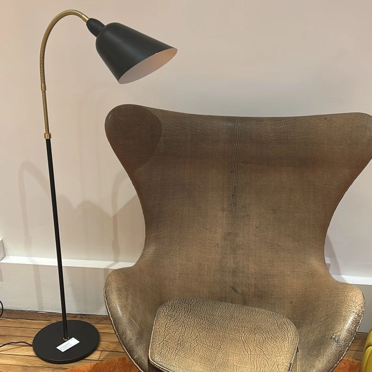 Floor Lamp BELLEVUE AJ7 Black/ brass AND TRADITION