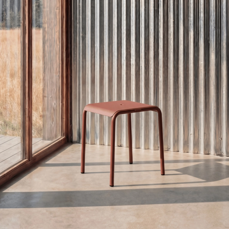 Tabouret extérieur PANORAMA Rouge Brique TIPTOE