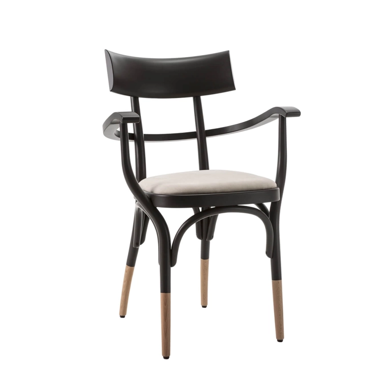 Chaise CZECH avec accoudoirs Noir/ Hallingdal 100 GEBRÜDER THONET VIENNA