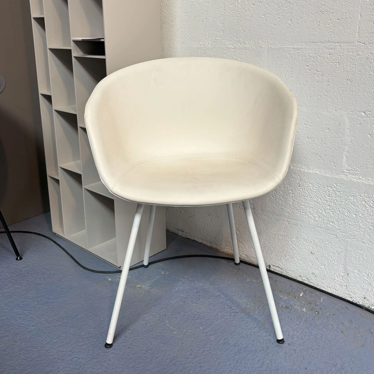 ABOUT A CHA ABOUT A CHAIR AAC 27 Blanc HAYIR AAC 27 Blanc