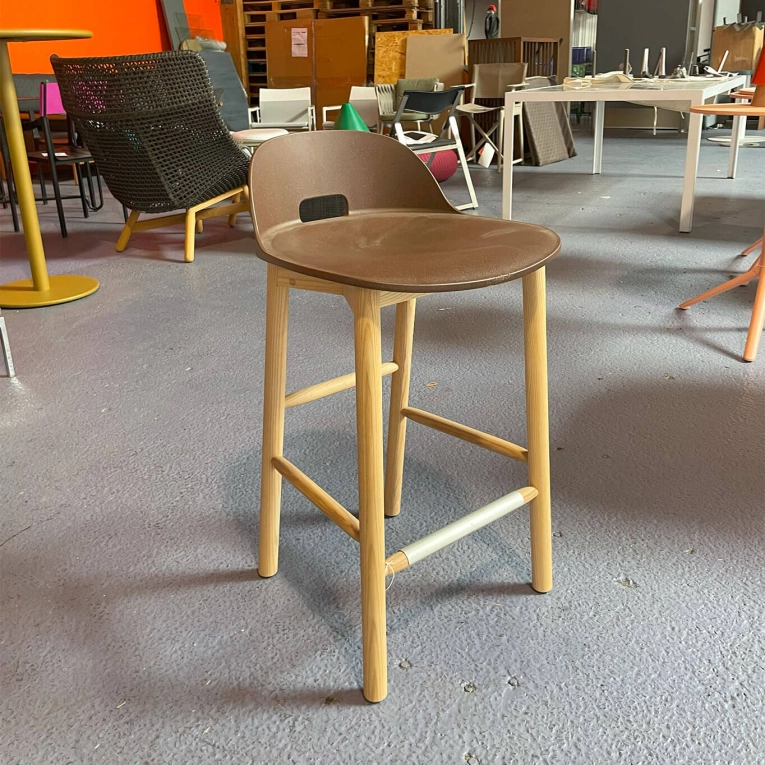 ALFI dossier bas Marron / Frêne Naturel EMECO