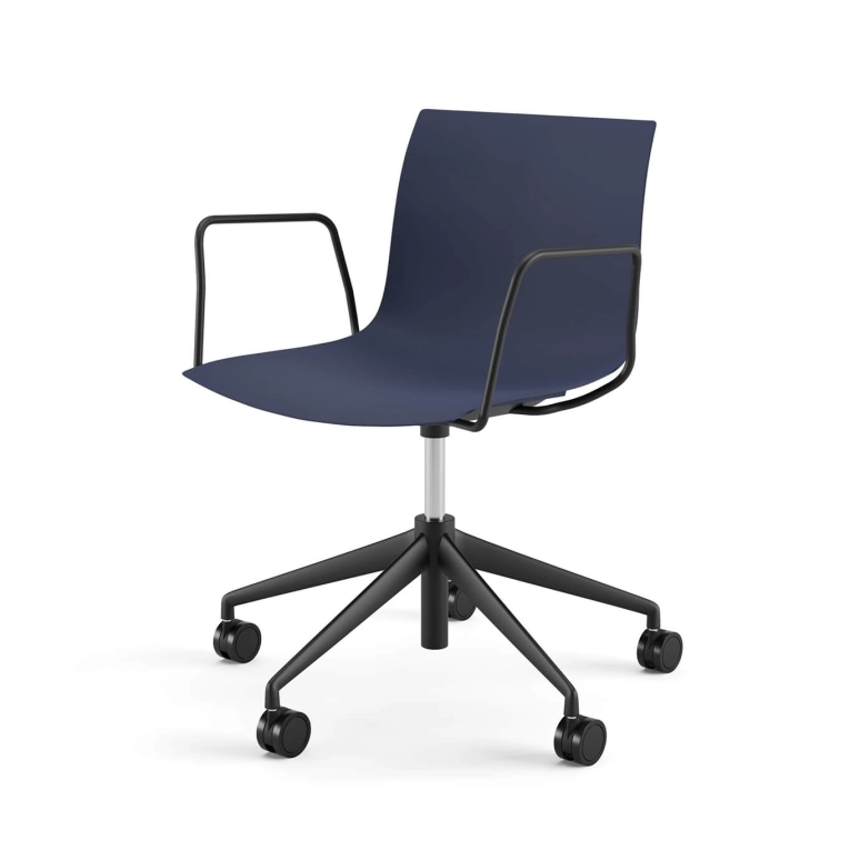 Fauteuil de bureau CATIFA RE 46 5 branches à roulettes Bleu nuit ARPER