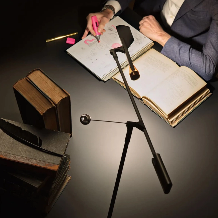 Lampe de bureau HALLEY Aluminium Noir Anodisé STILNOVO