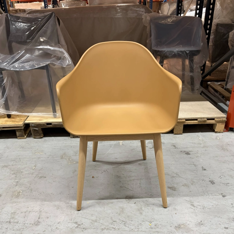 Chaise HARBOUR pieds bois Jaune AUDO COPENHAGEN