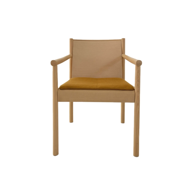 KATA avec accoudoirs / coussin Kvadrat Ocre ARPER