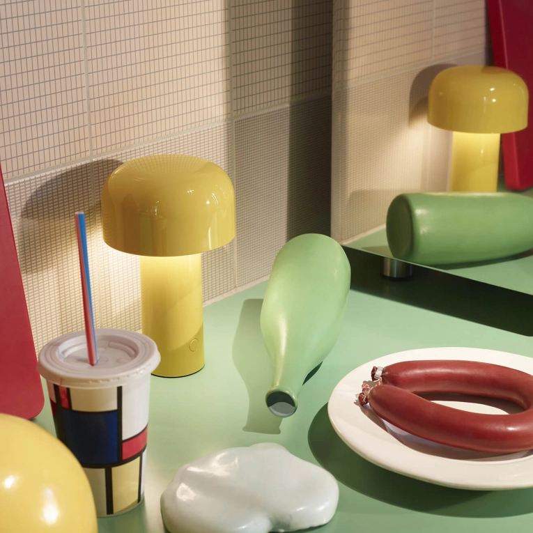 Lampe à poser BELLHOP Jaune FLOS
