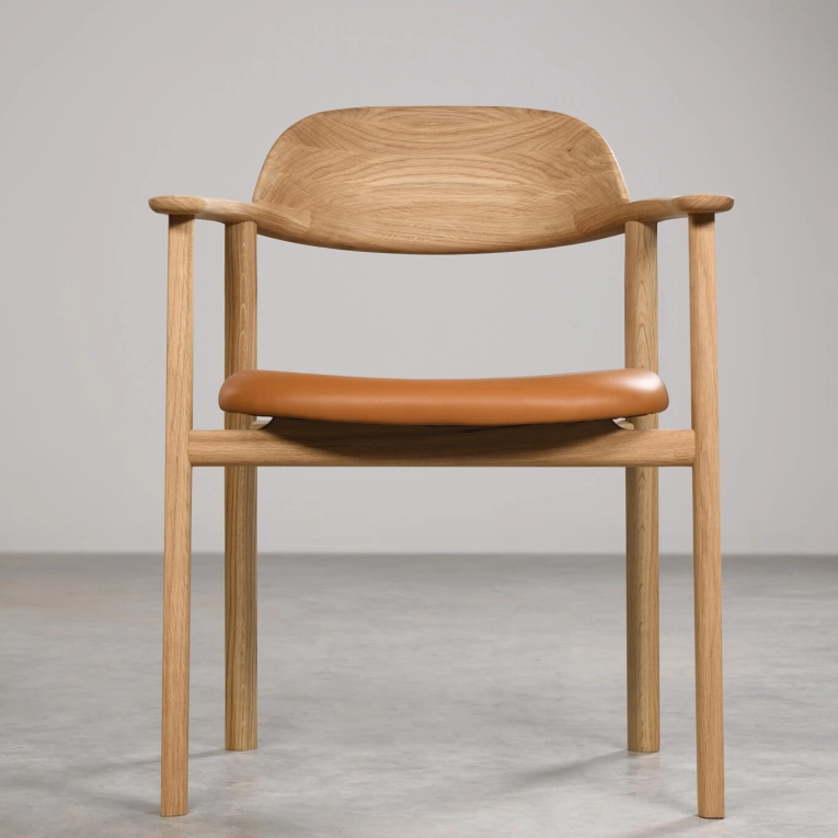 Chaise MATI cuir Nappa 100032 Cognac noyer ZANAT