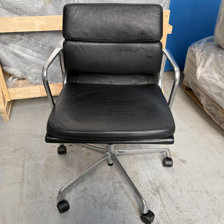 Fauteuil de bureau SOFT PAD EA 217 Noir VITRA