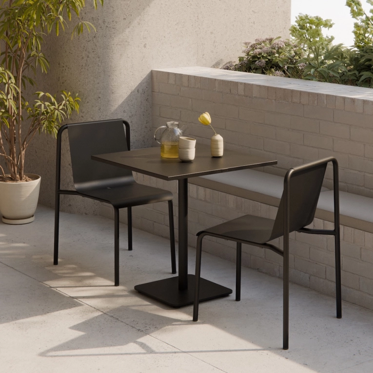 Table extérieure MOKA OUTDOOR Noir Graphite L 70 TIPTOE