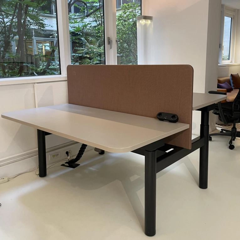 Bench TONE Gris KNOLL