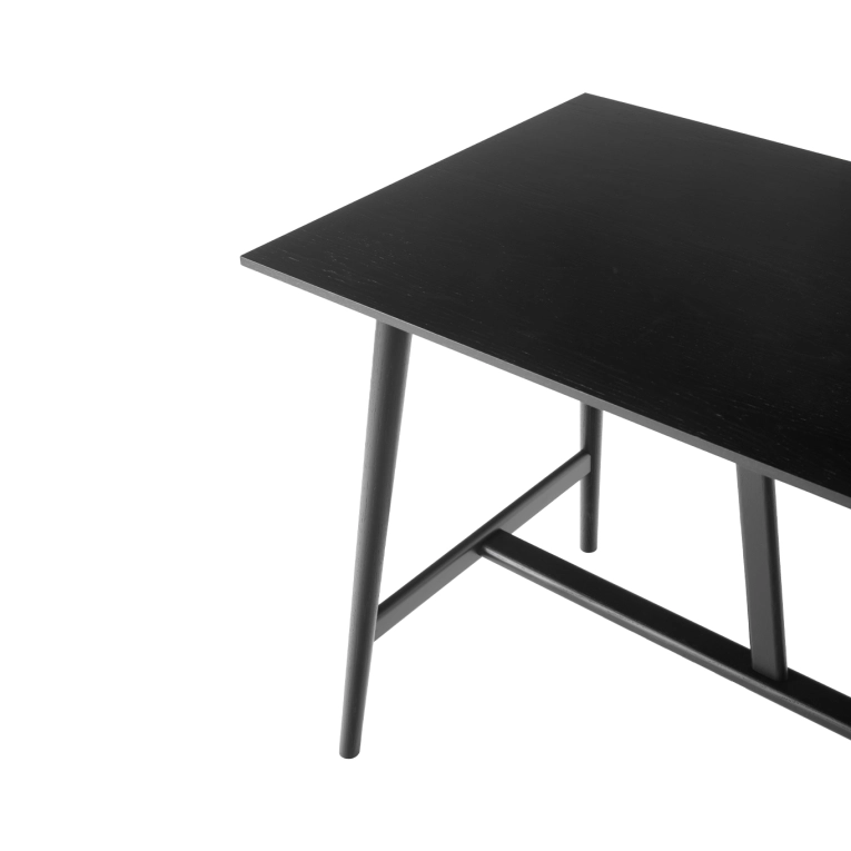 High Table IN BETWEEN SK26 Black Oak AND TRADITION