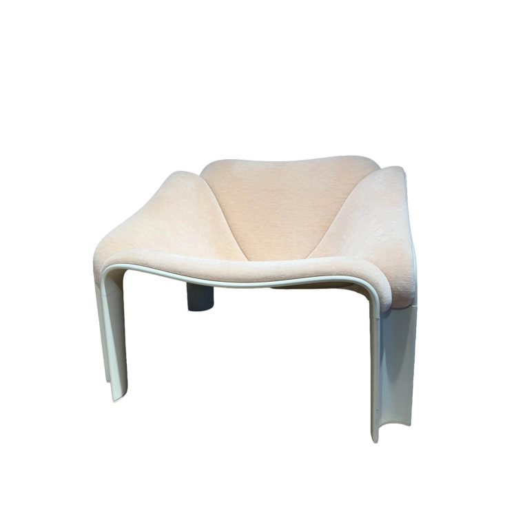 Fauteuil F300 Alpaca Rose GUBI