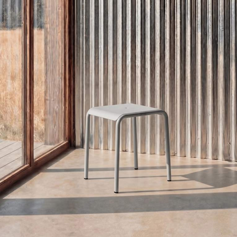 Tabouret extérieur PANORAMA Gris Craie TIPTOE
