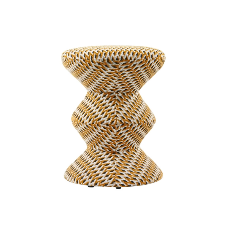 soft_zigzag_ocre_2