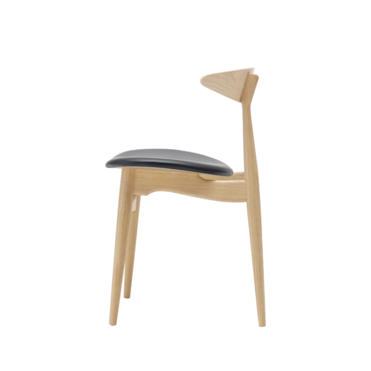 Chaise CH33P Chêne huilé/ Thor 301 CARL HANSEN