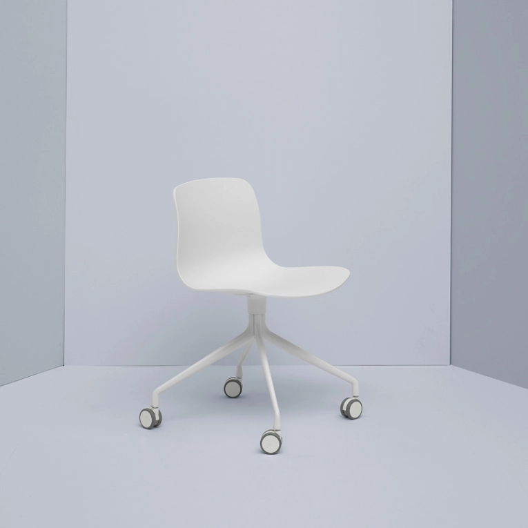 Fauteuil de bureau ABOUT A CHAIR AAC 14 Blanc HAY