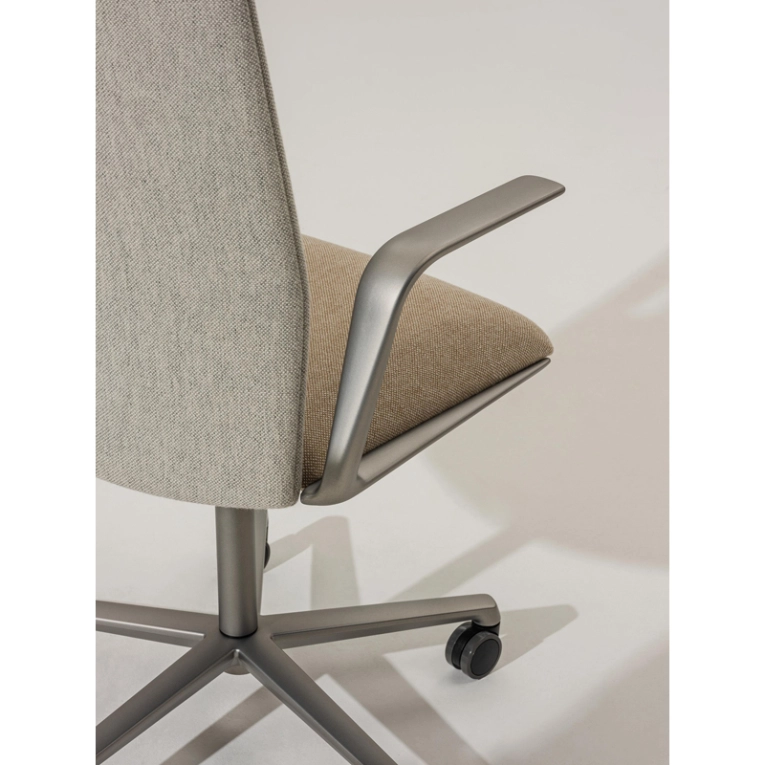 Fauteuil de bureau KINESIT MET dossier mi-haut Hallingdal 110/ Hallingdal 103 ARPER