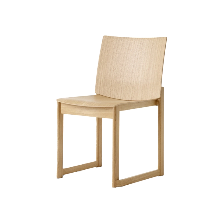 Chaise ALLWOOD AV35 Chêne AND TRADITION