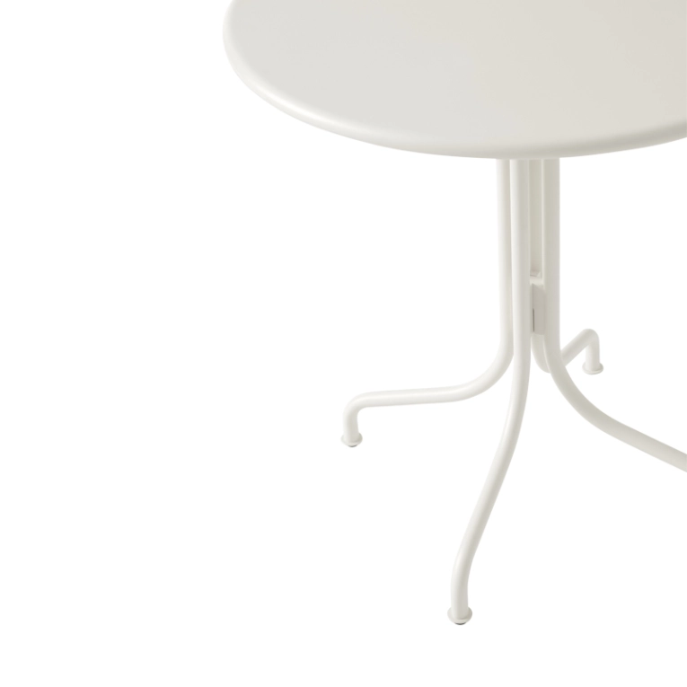 Table extérieur Table THORVALD SC96 Ivoire AND TRADITION