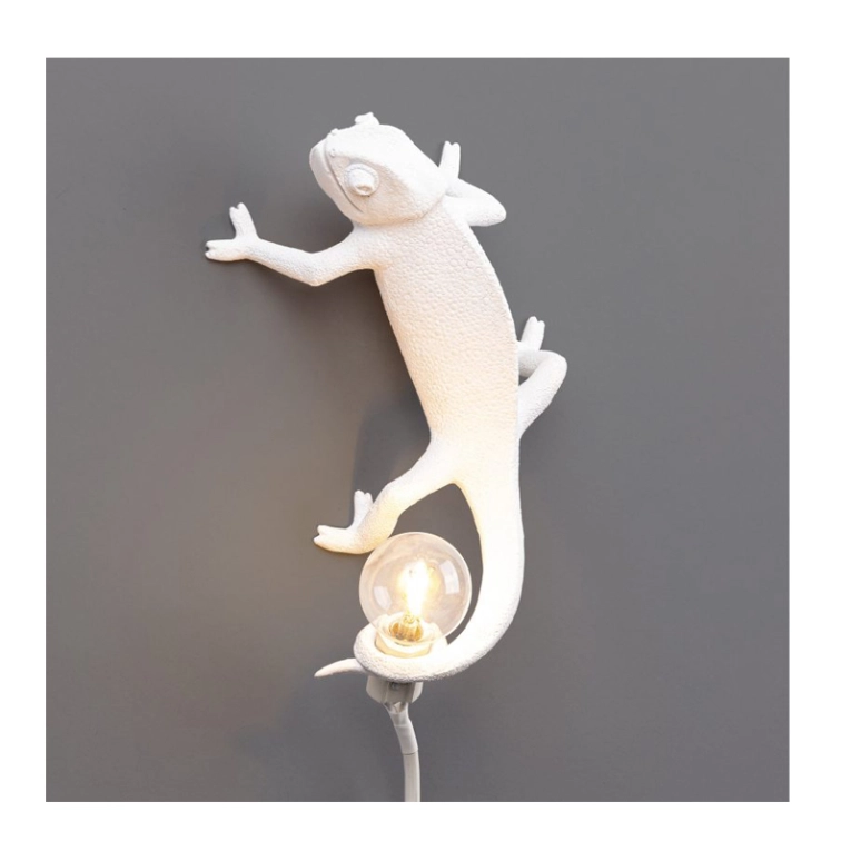 Applique CHAMELEON GOING UP USB Blanc SELETTI