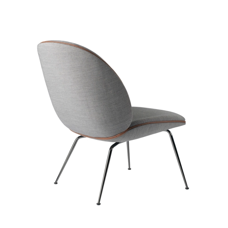 Fauteuil BEETLE LOUNGE Remix gris clair 123/ acier noir GUBI