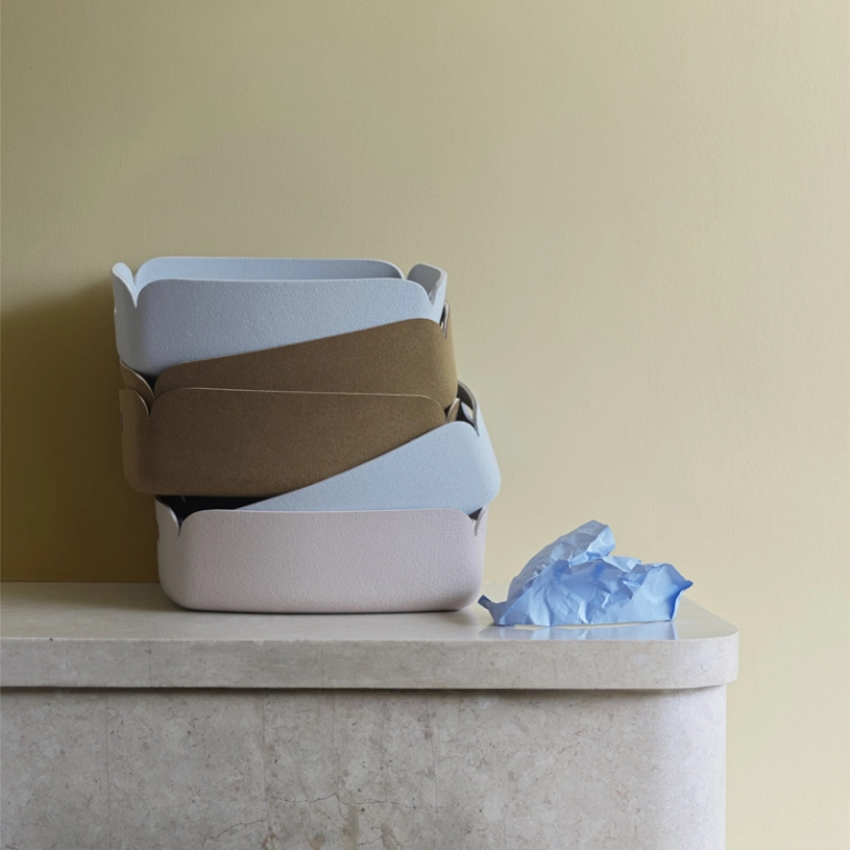 Petit rangement RESTORE TRAY Bleu clair MUUTO