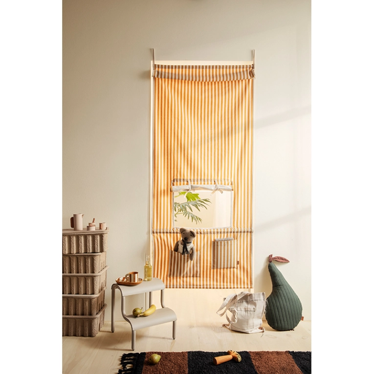 Siège enfant Marchepied UP STEP Rouge coquelicot FERM LIVING