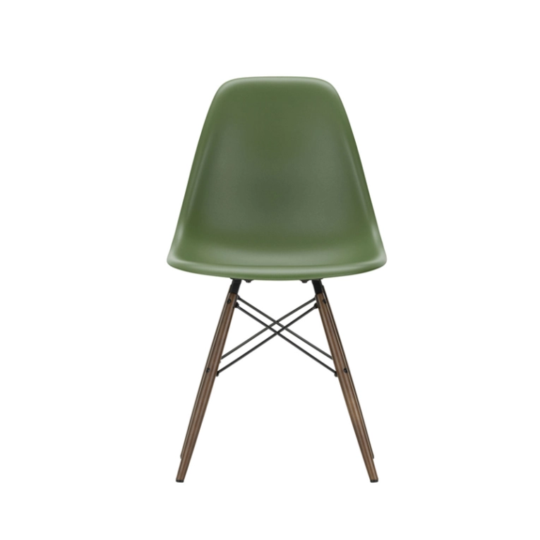 Chaise EAMES PLASTIC CHAIR DSW érable foncé Forêt RE VITRA