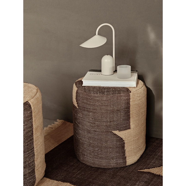Pouf FORENE CYLINDAR Sable / Chocolat FERM LIVING