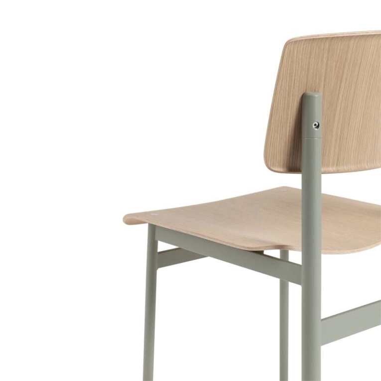 Tabouret haut LOFT COUNTER STOOL H65 Vert cendré / chêne MUUTO