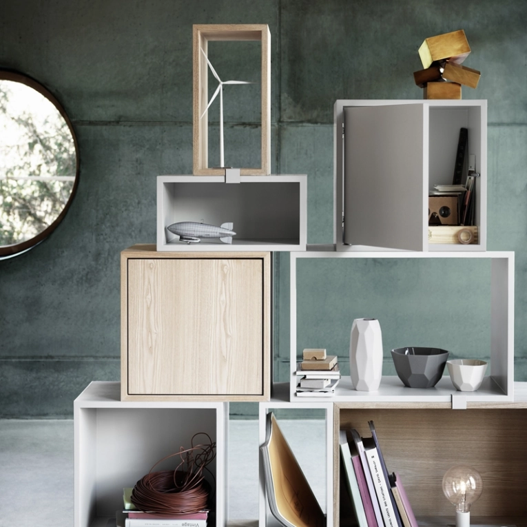 Etagère STACKED Medium avec porte Blanc MUUTO