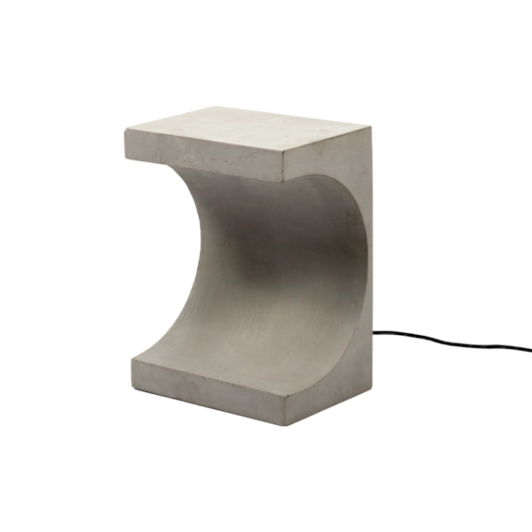 Table d'appoint guéridon CONCRETE TANGENT Béton gris clair  SERAX