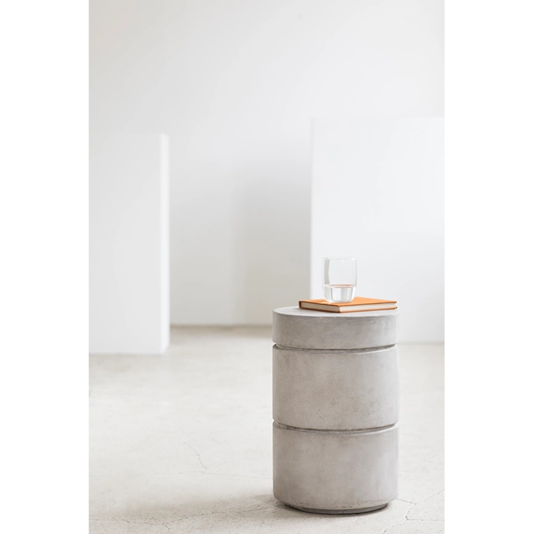 Tabouret PAWN CONCRETE ROUND Béton gris clair SERAX