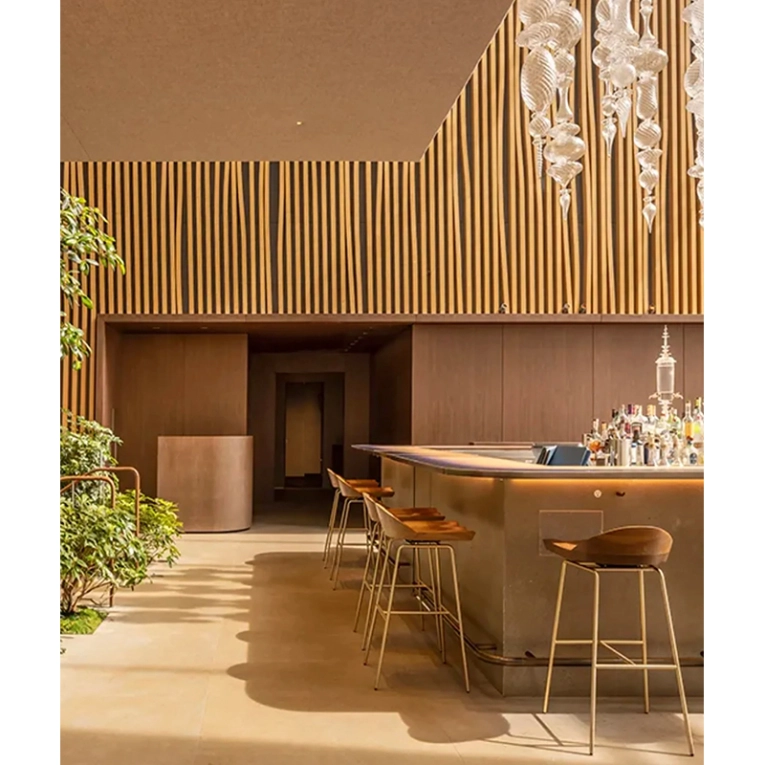 Tabouret haut SPINDLE dossier bas H 76 Frêne blanchi/ noir BASSAMFELLOWS